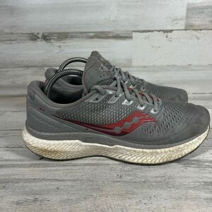 Saucony Mens Triumph 18 Gray Red Running Shoe Lace Up‎ Low Top Size 8.5